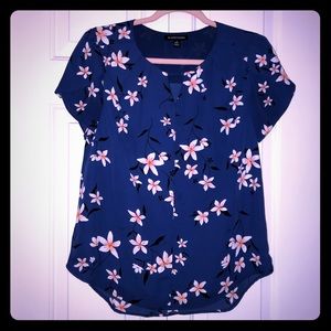 41 Hawthorn Gracie Tulip Detail Blouse